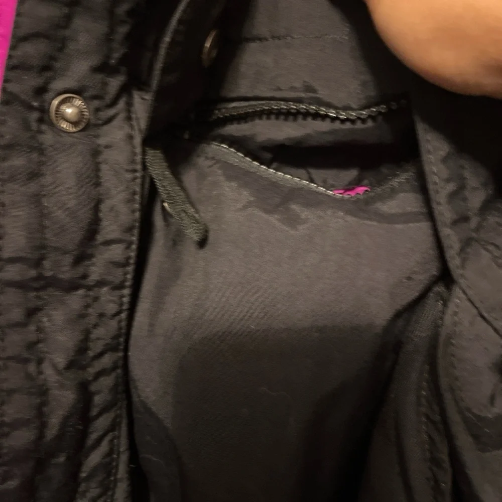 Vintage CB sport ski jacket black with magenta women’s size (M)